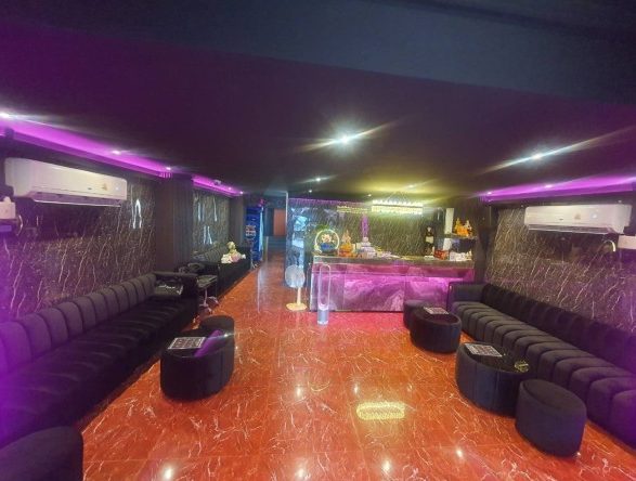 방콕 돈키호테 마사지 매장 위치